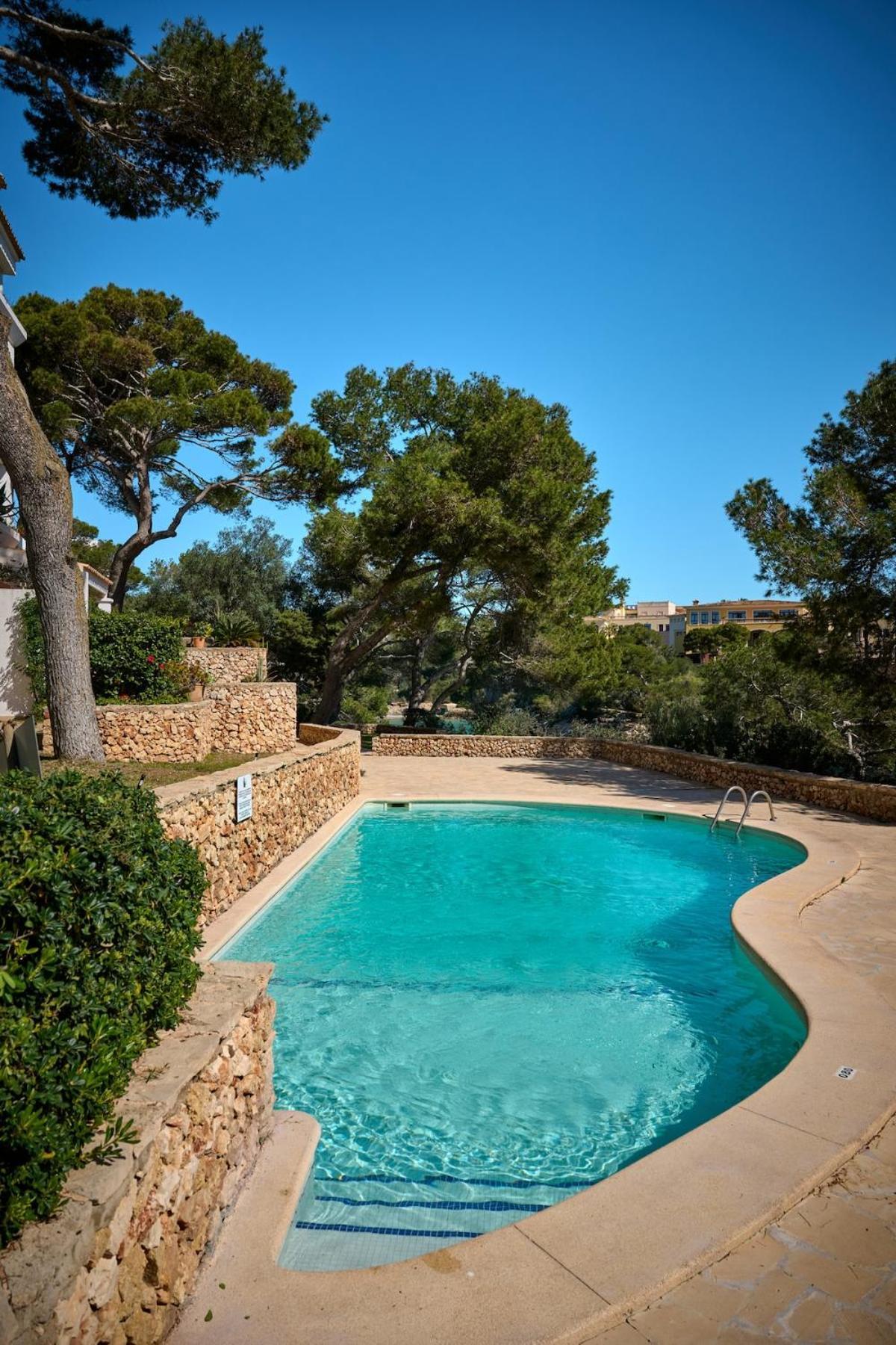 Sea Frontline Apartment 'Ernesto'. Pool. Wifi Сантаньи Экстерьер фото