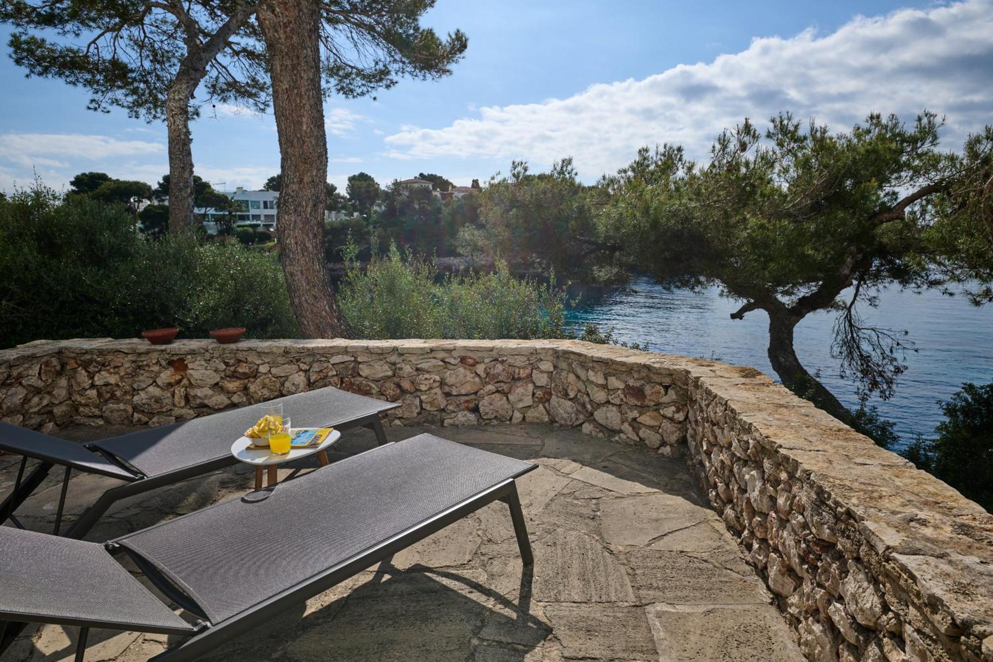 Sea Frontline Apartment 'Ernesto'. Pool. Wifi Сантаньи Экстерьер фото